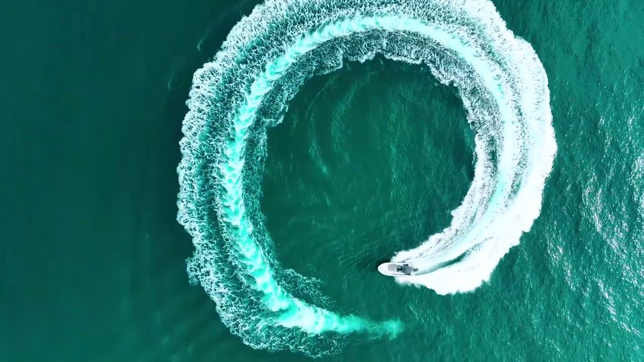 OXE300 powering custom Paspaley dive dinghy by Impact Boats